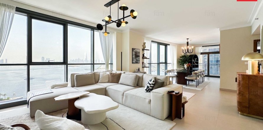 Квартира в Дубае, 3 спальни, 200м², № 24632