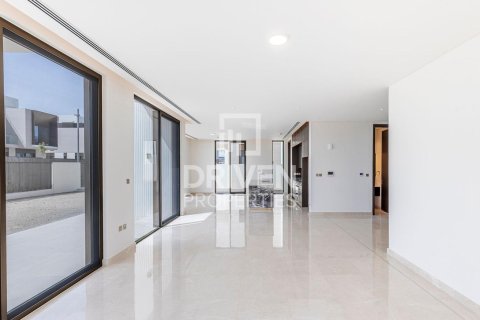 Снять в аренду виллу в Дубай Хилс Эстейт, Дубай: 5 спален, 512м², № 20495 - фото 4
