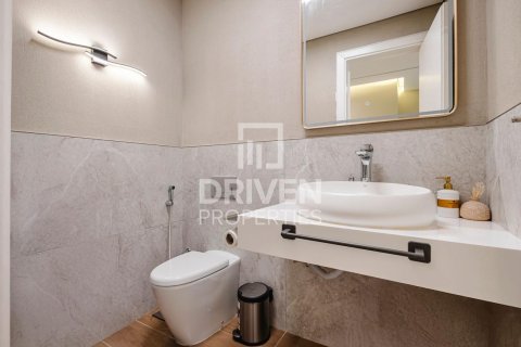 Apartment in Business Bay, Dubai 2 bedrooms, 123.75 sq.m. № 137025 - photo 15