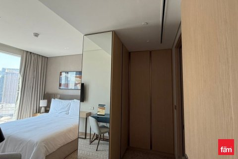 Apartment in Downtown Dubai (Downtown Burj Dubai), Dubai 3 bedrooms, 131.9 sq.m. № 58370 - photo 7