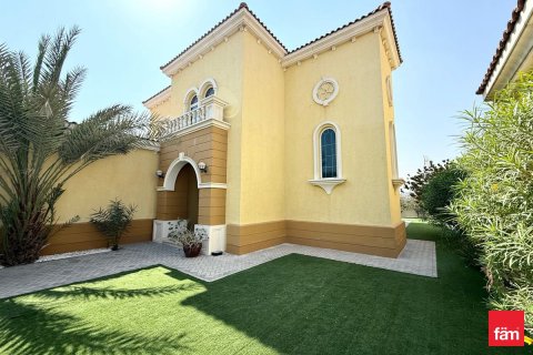 Villa en Dubai, 3 dormitorios, 526.8 m², № 58374 - foto 3