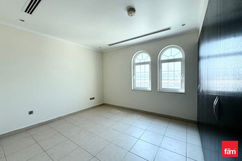 Villa en Dubai, 3 dormitorios, 526.8 m², № 58374 - foto 16