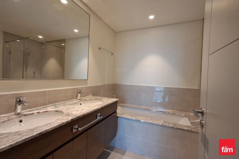 Apartment in Dubai 3 bedrooms, 152.9 sq.m. № 41615 - photo 15