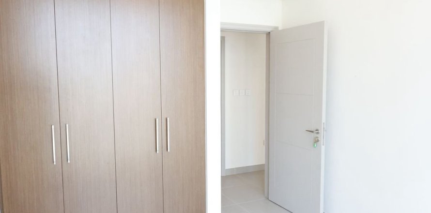 Apartment in Dubai 3 bedrooms, 152.9 sq.m. № 41615