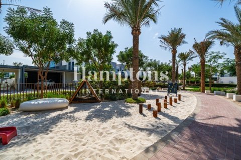 Townhouse in Arabian Ranches 3, Dubai 3 bedrooms, 128.57775200 sq.m. № 124305 - photo 11