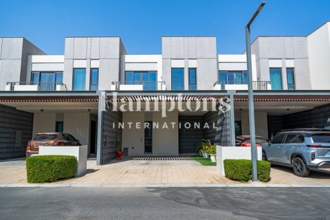 Townhouse in Arabian Ranches 3, Dubai 3 bedrooms, 128.57775200 sq.m. № 124305 - photo 14