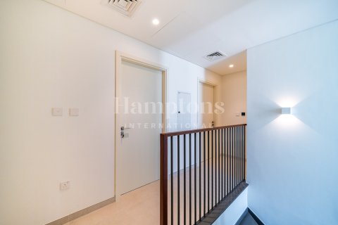 Снять в аренду виллу в Al Manara, Jumeirah Village Triangle, Дубай: 3 спальни, 189.15050800м², № 124307 - фото 29