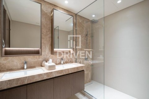 Apartment in EMAAR Beachfront, Dubai Harbour, Dubai 2 bedrooms, 116.96 sq.m. № 128025 - photo 24