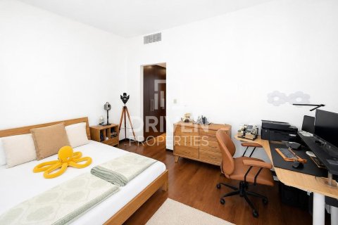 Apartamento en Jumeirah Lake Towers, Dubai, 1 dormitorio, 92.07 m², № 128029 - foto 7