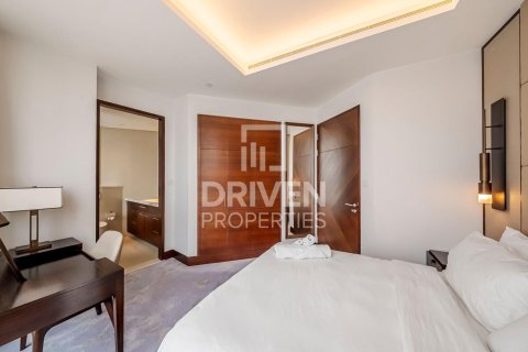 Apartment in The Address Sky View Towers, Downtown Dubai (Downtown Burj Dubai), Dubai 3 bedrooms, 187.76 sq.m. № 128028 - photo 29