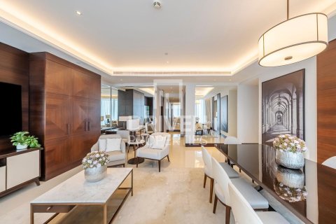 Apartment in The Address Sky View Towers, Downtown Dubai (Downtown Burj Dubai), Dubai 3 bedrooms, 187.76 sq.m. № 128028 - photo 8