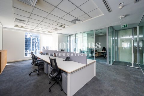 Снять в аренду офис в Даунтаун Дубай (Даунтаун Бурдж Дубай), Дубай: 539.23409581м², № 90083 - фото 6