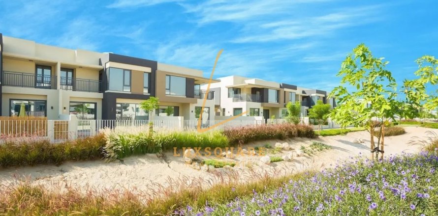 Вилла в Дубай Хилс Эстейт, Дубай, 3 спальни, 194м², № 90100