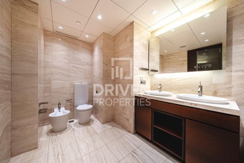 Apartment in Downtown Dubai (Downtown Burj Dubai), Dubai 1 bedroom, 128.02 sq.m. № 135787 - photo 3