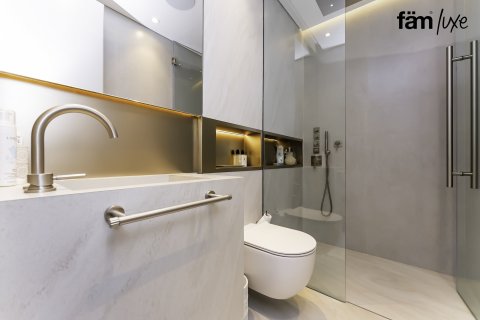 Penthouse in Al Wasl, Dubai 4 bedrooms, 549 sq.m. № 22720 - photo 24