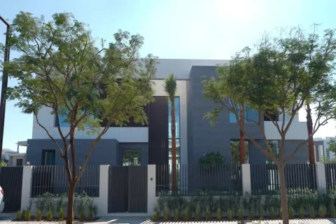 Villa in Dubai Hills Estate, Dubai 7 bedrooms, 1663 sq.m. № 93071 - photo 3