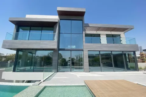 Villa in Dubai Hills Estate, Dubai 7 bedrooms, 1663 sq.m. № 93071 - photo 2