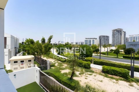 Townhouse in District One, Mohammed Bin Rashid City, Dubai 4 bedrooms, 312.25 sq.m. № 137101 - photo 6