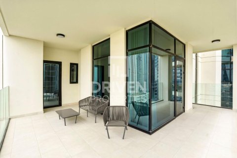 Apartment in Urban Oasis, Business Bay, Dubai 3 bedrooms, 176.52 sq.m. № 137103 - photo 21
