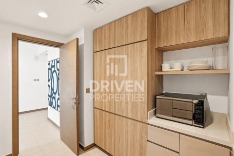 Apartment in Urban Oasis, Business Bay, Dubai 3 bedrooms, 176.52 sq.m. № 137103 - photo 12