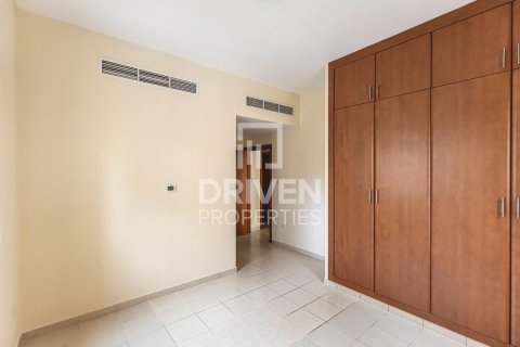 Apartment in Greens, Dubai 2 bedrooms, 107.4 sq.m. № 137095 - photo 9