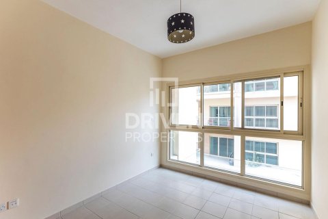 Apartment in Greens, Dubai 2 bedrooms, 107.4 sq.m. № 137095 - photo 4