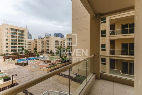 Apartment in Greens, Dubai 2 bedrooms, 107.4 sq.m. № 137095 - photo 12