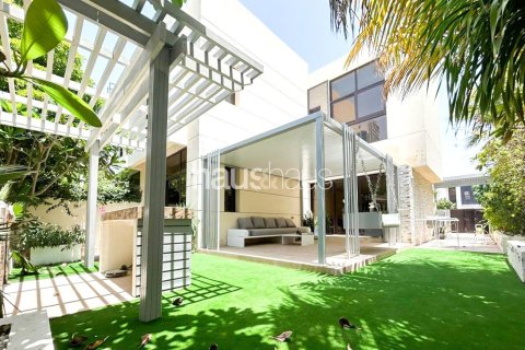 Adosado en DAMAC Hills (Akoya by DAMAC), Dubai, 4 dormitorios, 314 m², № 43893 - foto 2