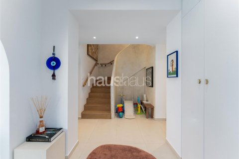 Купить виллу в Al Reem, Арабиан Ранчес, Дубай: 3 спальни, 279м², № 43891 - фото 6