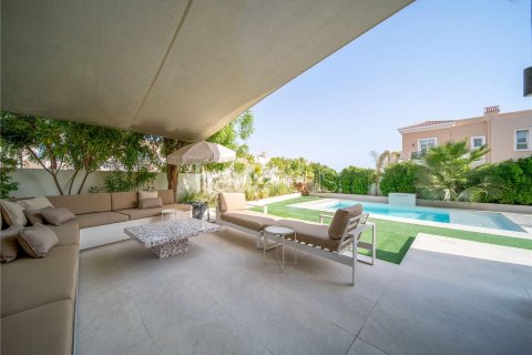Купить виллу в Al Reem, Арабиан Ранчес, Дубай: 3 спальни, 279м², № 43891 - фото 9