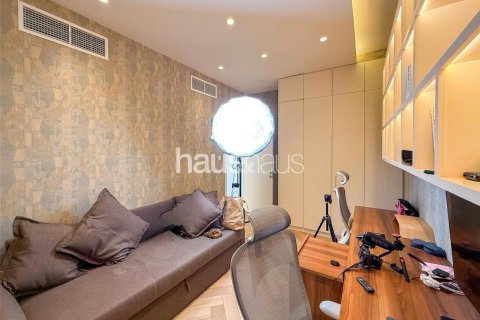 Villa in The Springs, Dubai 3 bedrooms, 218 sq.m. № 43881 - photo 16