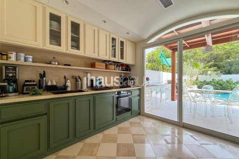Villa in The Springs, Dubai 3 bedrooms, 218 sq.m. № 43881 - photo 10