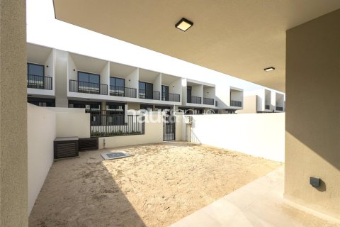 Maison de ville à Town Square, Dubai, 3 chambres, 190 m², № 43894 - photo 3
