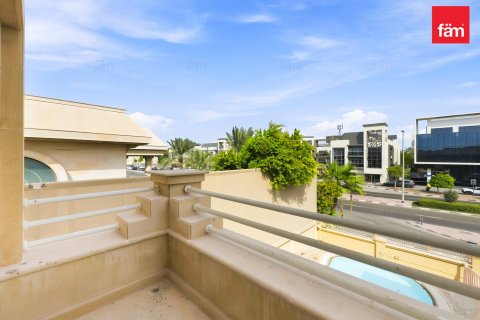 Bureau à Umm Suqeim, Dubai, 1393.5 m², № 137516 - photo 19
