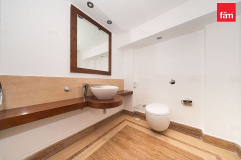 Bureau à Umm Suqeim, Dubai, 1393.5 m², № 137516 - photo 16