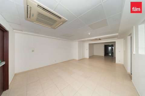 Bureau à Umm Suqeim, Dubai, 1393.5 m², № 137516 - photo 9