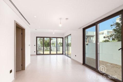 Villa in Dubai 4 bedrooms, 219.5 sq.m. № 77174 - photo 5