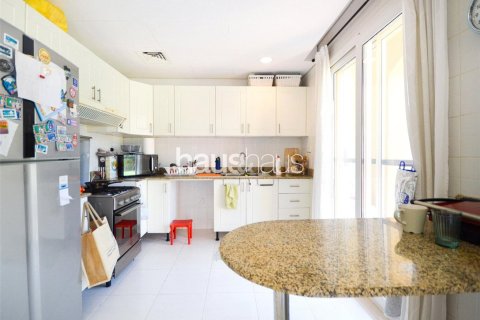 Villa in The Springs, Dubai 3 bedrooms, 228 sq.m. № 43607 - photo 3