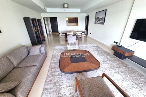 Apartment in Palm Jumeirah, Dubai 2 bedrooms, 180 sq.m. № 72611 - photo 2