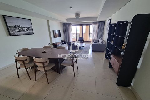 Apartment in Palm Jumeirah, Dubai 2 bedrooms, 180 sq.m. № 72611 - photo 3