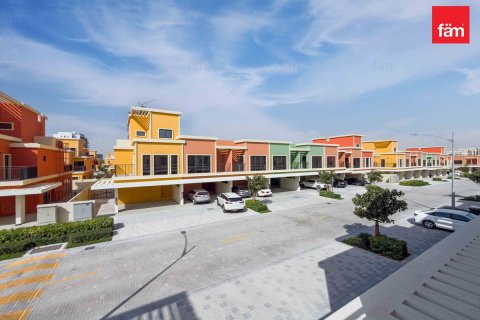 Maison de ville à Dubai, 5 chambres, 219.6 m², № 133086 - photo 12