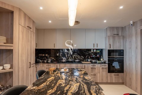 Купить квартиру в Дубай Марине, Дубай: 3 спальни, 277м², № 99324 - фото 7