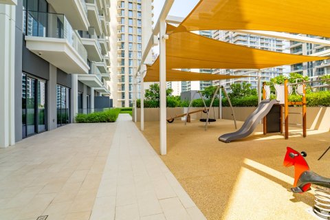 Apartment in Dubai Marina, Dubai 3 bedrooms, 154 sq.m. № 134085 - photo 16