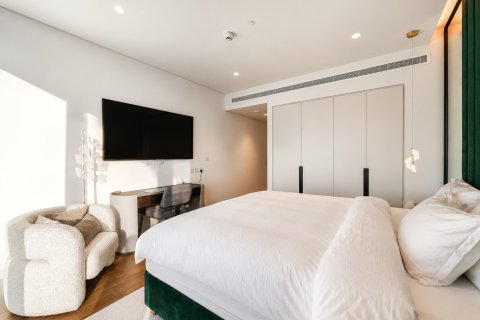 Apartment in Jumeirah Islands, Dubai 2 bedrooms, 98 sq.m. № 134090 - photo 8