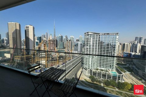 Appartement à Business Bay, Dubai, 1 chambre, 79.2 m², № 84902 - photo 1