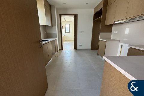 Villa en Al Furjan, Dubai, 5 dormitorios, 442 m², № 76146 - foto 4