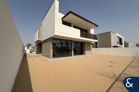 Villa en Al Furjan, Dubai, 5 dormitorios, 442 m², № 76146 - foto 1