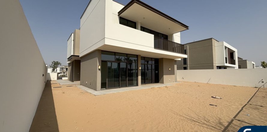 Villa en Al Furjan, Dubai, 5 dormitorios, 442 m², № 76146