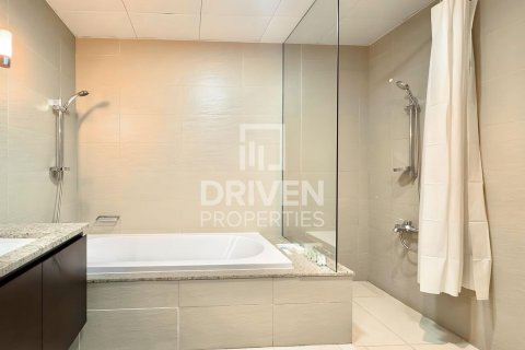 Appartement à Tiara Residences, Palm Jumeirah, Dubai, 1 chambre, 120.31 m², № 136422 - photo 13