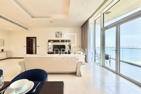 Appartement à Tiara Residences, Palm Jumeirah, Dubai, 1 chambre, 120.31 m², № 136422 - photo 7